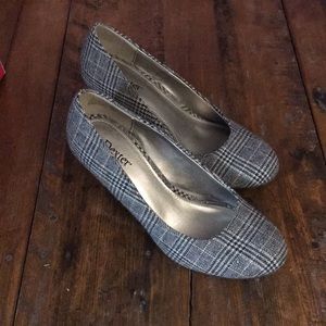 Dexter Shoes - Women’s Dexter Grey Kylie Wedges Dexter Shoes - Women’s Dexter Grey Kylie Wedges